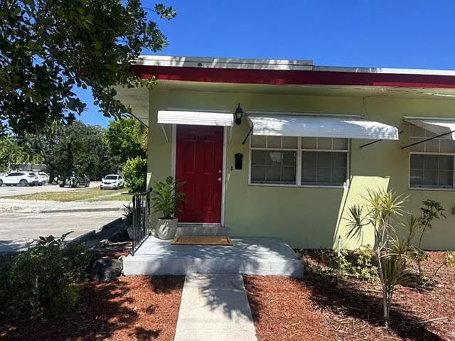 1 bed, 1.0 bath, 600 sqft, $1,650 — Photo 2