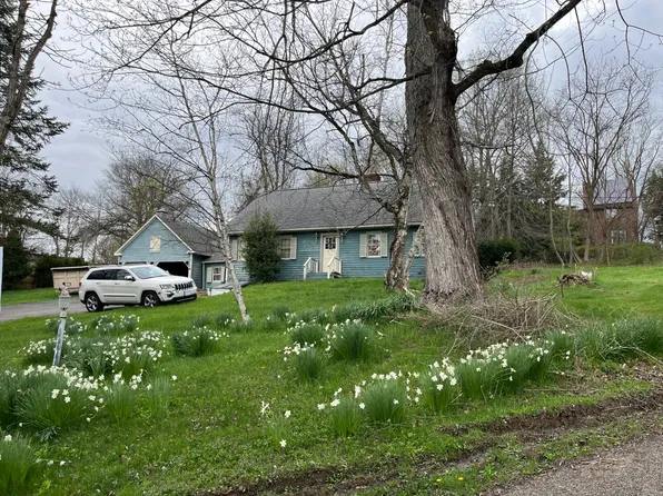 951 Stewart St, Morgantown, WV 26505