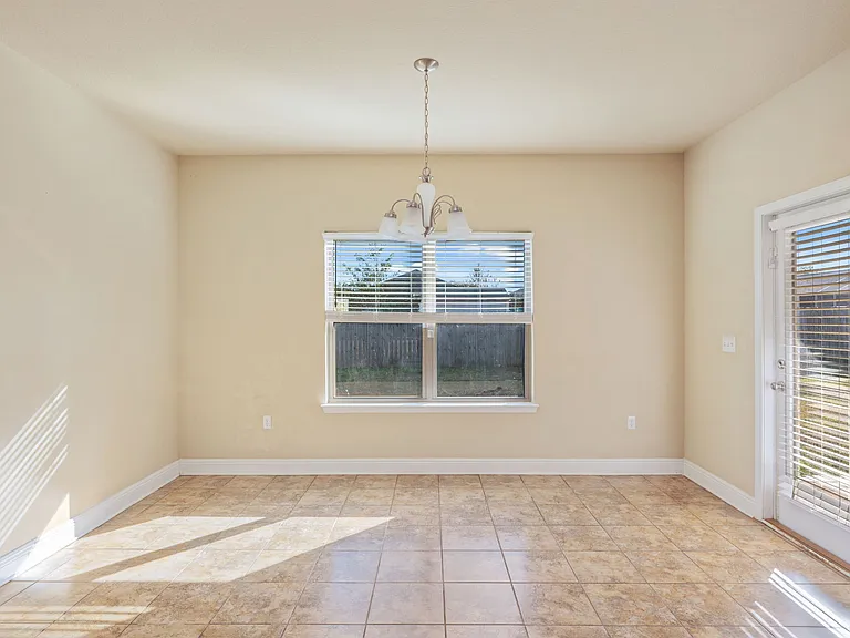 3927 Tuscany Way — Photo 8