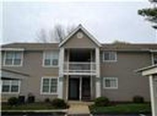 14267 Riverfront Dr, Florissant, MO