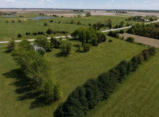 5515 24th Avenue Dr, Vinton, IA 52349