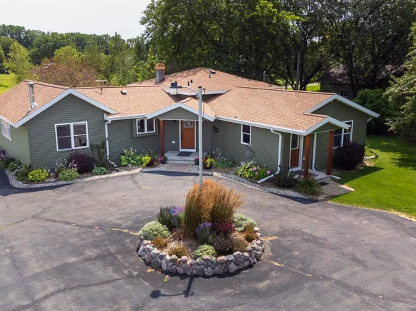 6745 Frontier Rd, Winneconne, WI 54986