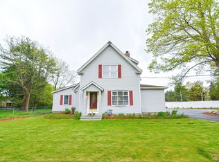 57 Taunton St, Lakeville, MA 02347