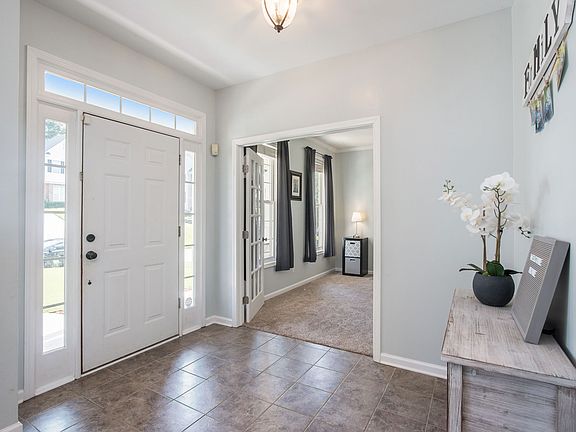 5th image of 307 Dalston Way
