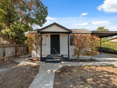 2474 S 11th St, Fresno, CA, 93725