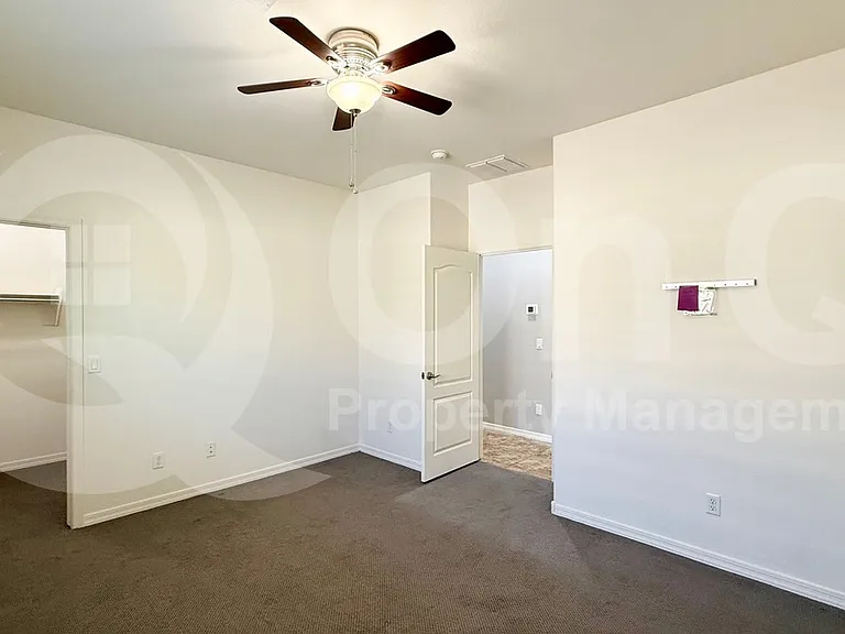 1477 E Hummingbird Way — Photo 12