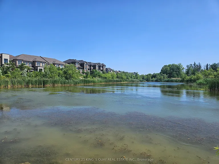 39 Ducharme Dr — Photo 20