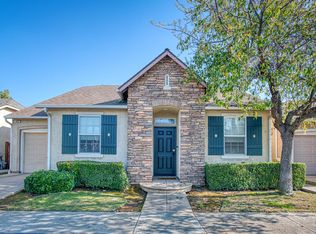 1691 N Monaco Ln, Clovis, CA
