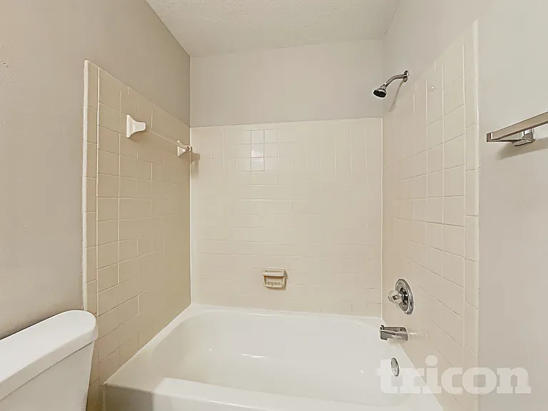707 Climate Dr — Photo 17