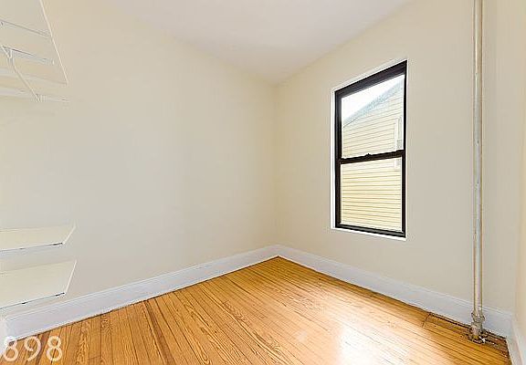 3rd image of 243 13th St APT 3