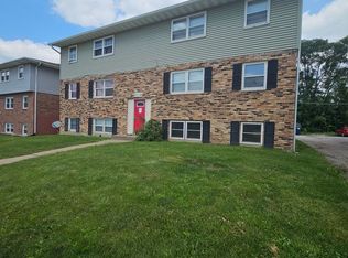 3418 Heatherton Dr APT 2, Davenport, IA 52804