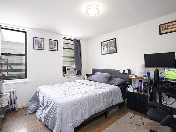 4th image of 245 E 31st St #3F