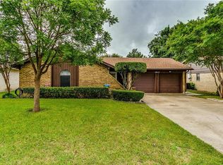 5912 Judy Dr, Watauga, TX 76148