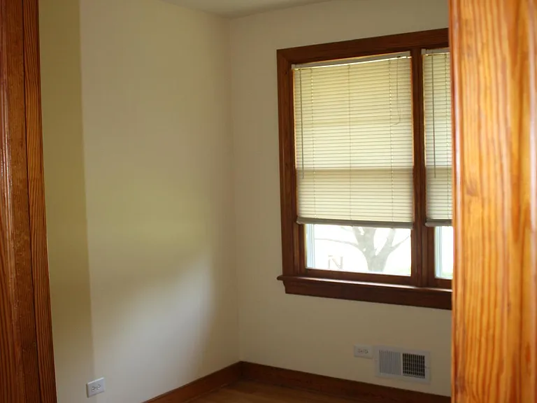 2408 Sunset Rd — Photo 6