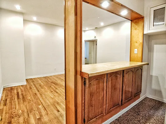 Rented by Union Square Property Management | media 3