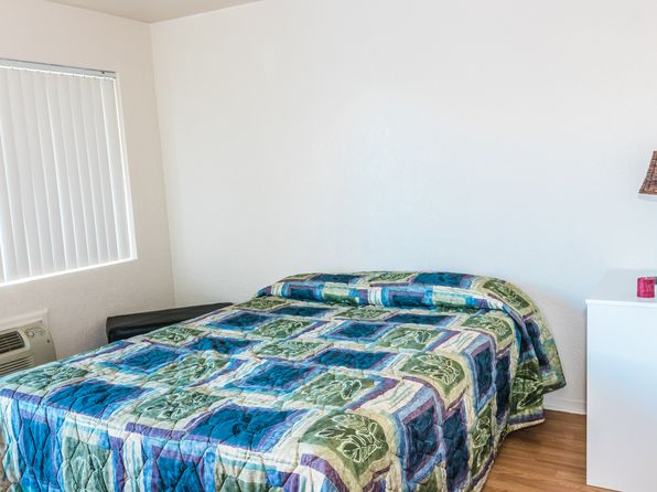 333 North Ave STE 9