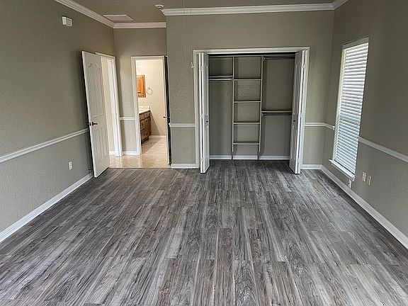 5th image of 135 Teinert Cir