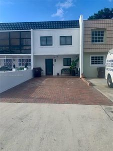 869 W 80th Pl Unit 869, Hialeah, FL, 33014