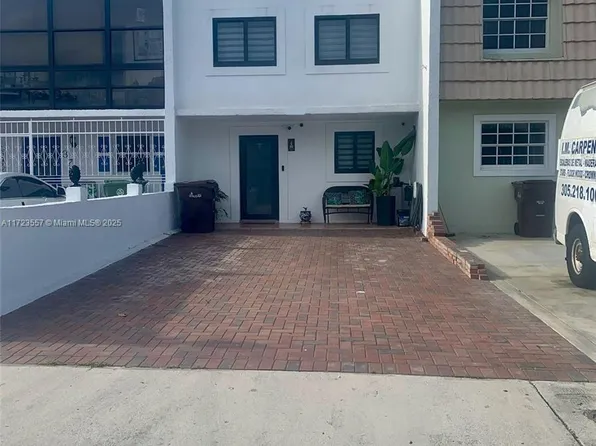 869 W 80th Pl Unit 869, Hialeah, FL 33014