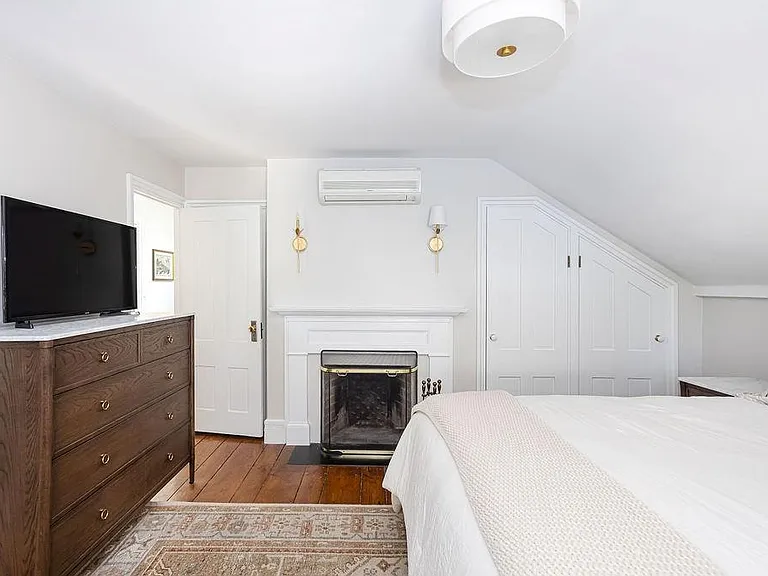 43 Poplar St — Photo 28