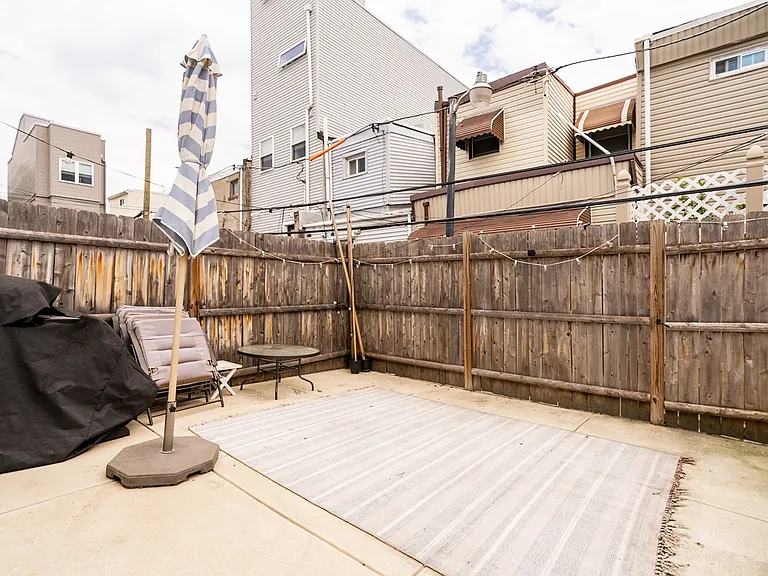 1519 S 19th St — Photo 19
