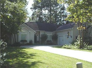 242 Scalybark Rd, Summerville, SC 29485