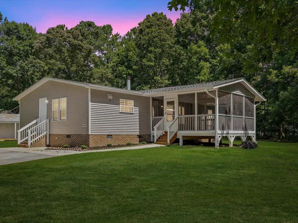 2705 Woodie Dr, Wendell, NC 27591