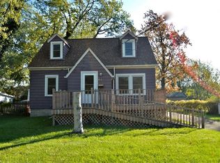 913 Gulf Rd, Elyria, OH 44035