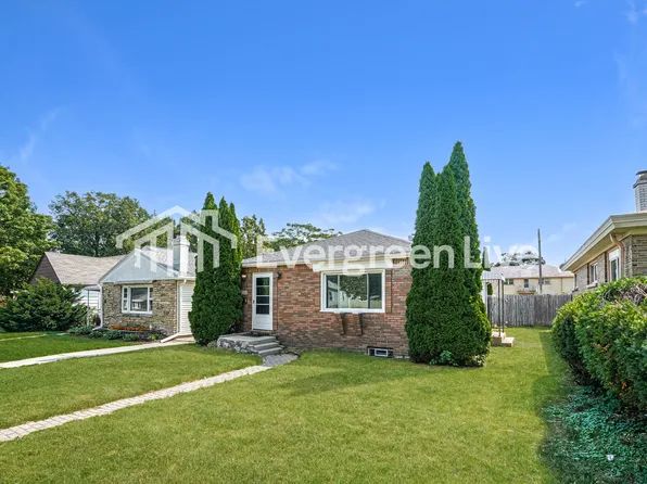 4064 N 62nd St, Milwaukee, WI 53216