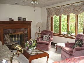 2nd image of 589 Russells Mills Rd