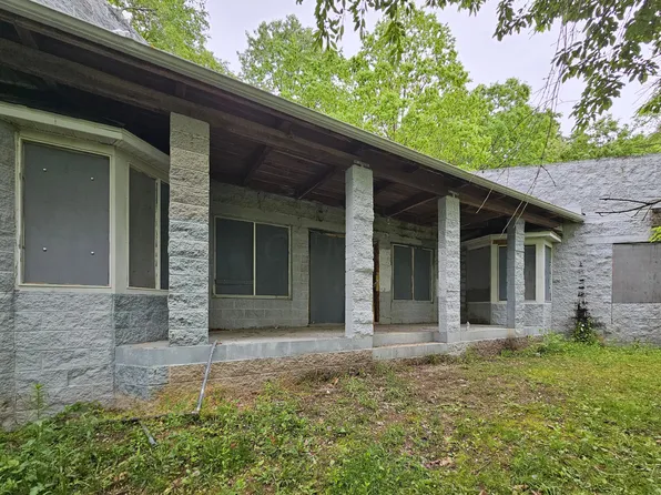 863 Buckeye Church Rd, Jackson, OH 45640