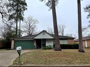 1714 Lindy Ln, Conroe, TX 77301