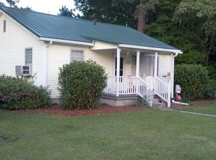 435 Cobb Rd, Kinston, NC 28501