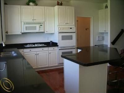 4th image of 12488 Howland Park Dr