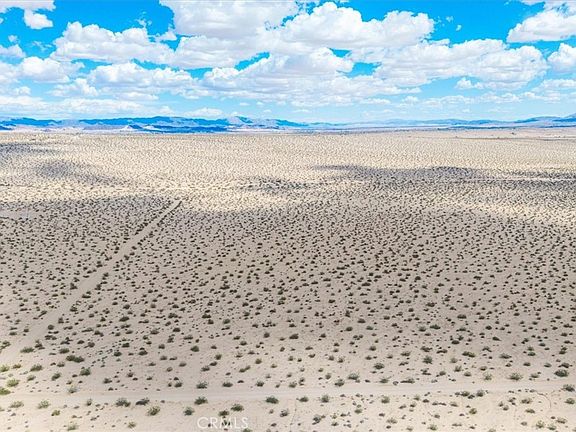 3rd image of 62 Lucille Ln