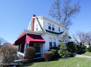 1712 Green Ridge St, Dunmore, PA 18509