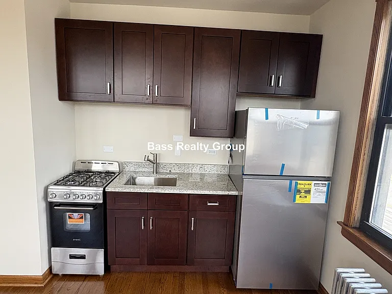 4806 N Kedzie Ave #103 — Photo 4