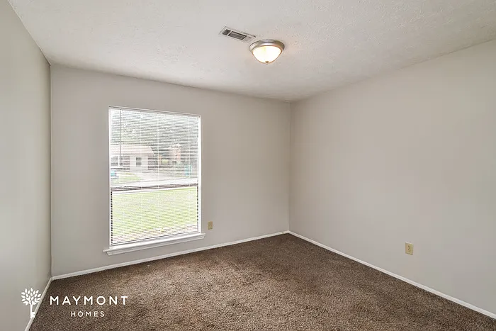 232 Pinewood Dr — Photo 12