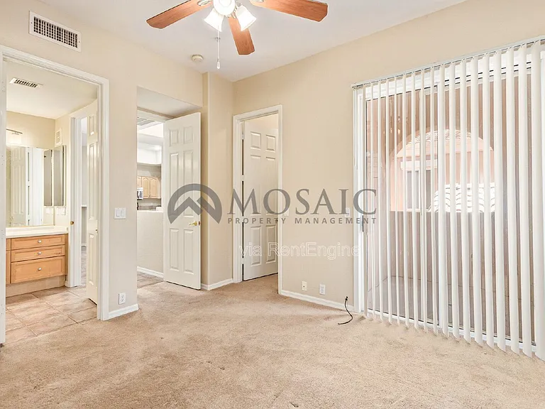 3800 S Cantabria Cir #1065 — Photo 22
