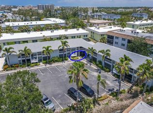6713 Midnight Pass Rd APT 4, Sarasota, FL 34242