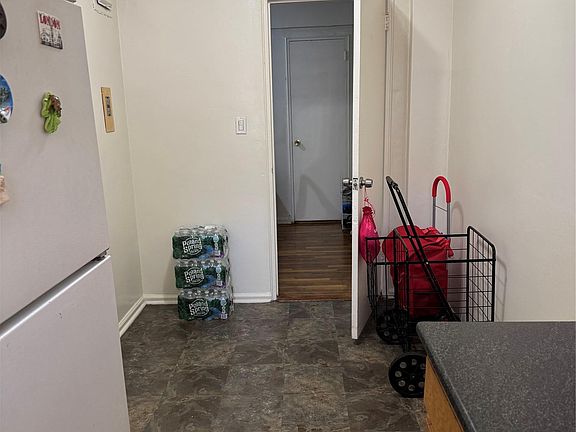 5th image of 745 E 231st Street #3F