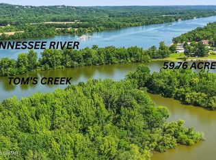 508 Lakeside Dr, Linden, TN 37096