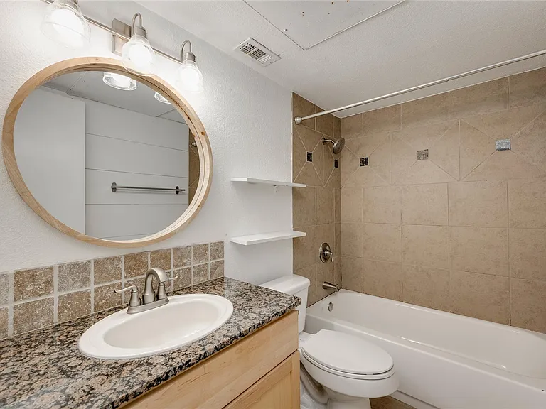 3627 Manchaca Rd #108 — Photo 3