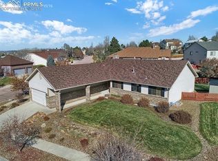 5355 Wells Fargo Dr, Colorado Springs, CO 80918