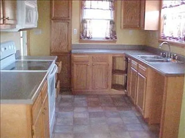 120 Highland Ave, Moundsville, WV 26041