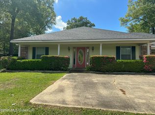 112 Thistledown Dr, Natchez, MS 39120