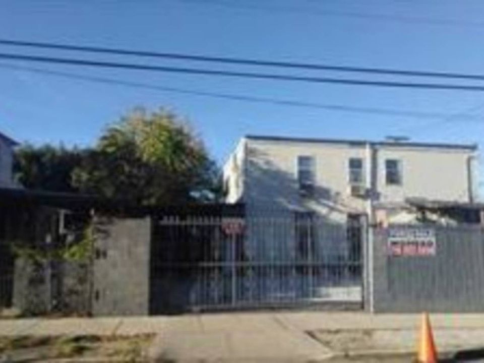 2nd image of 15513 108th Ave