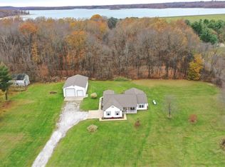 5949 Wayland Rd, Ravenna, OH 44266