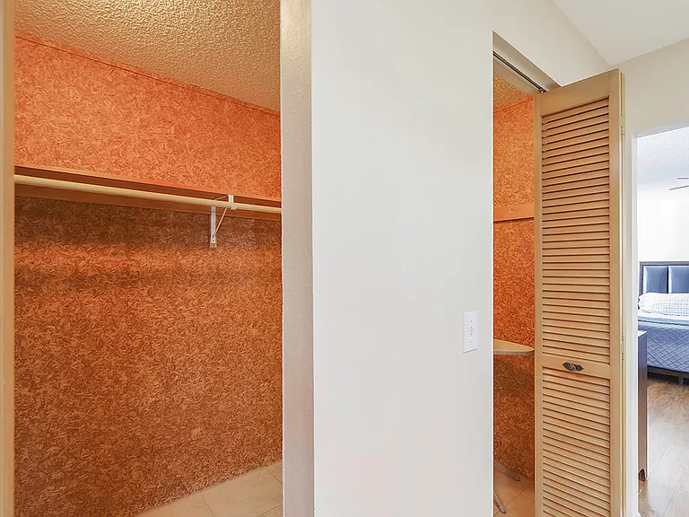 8318 Palma Vista Ln — Photo 31