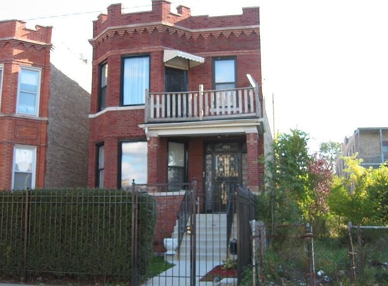 1st image of 1123 S Richmond St